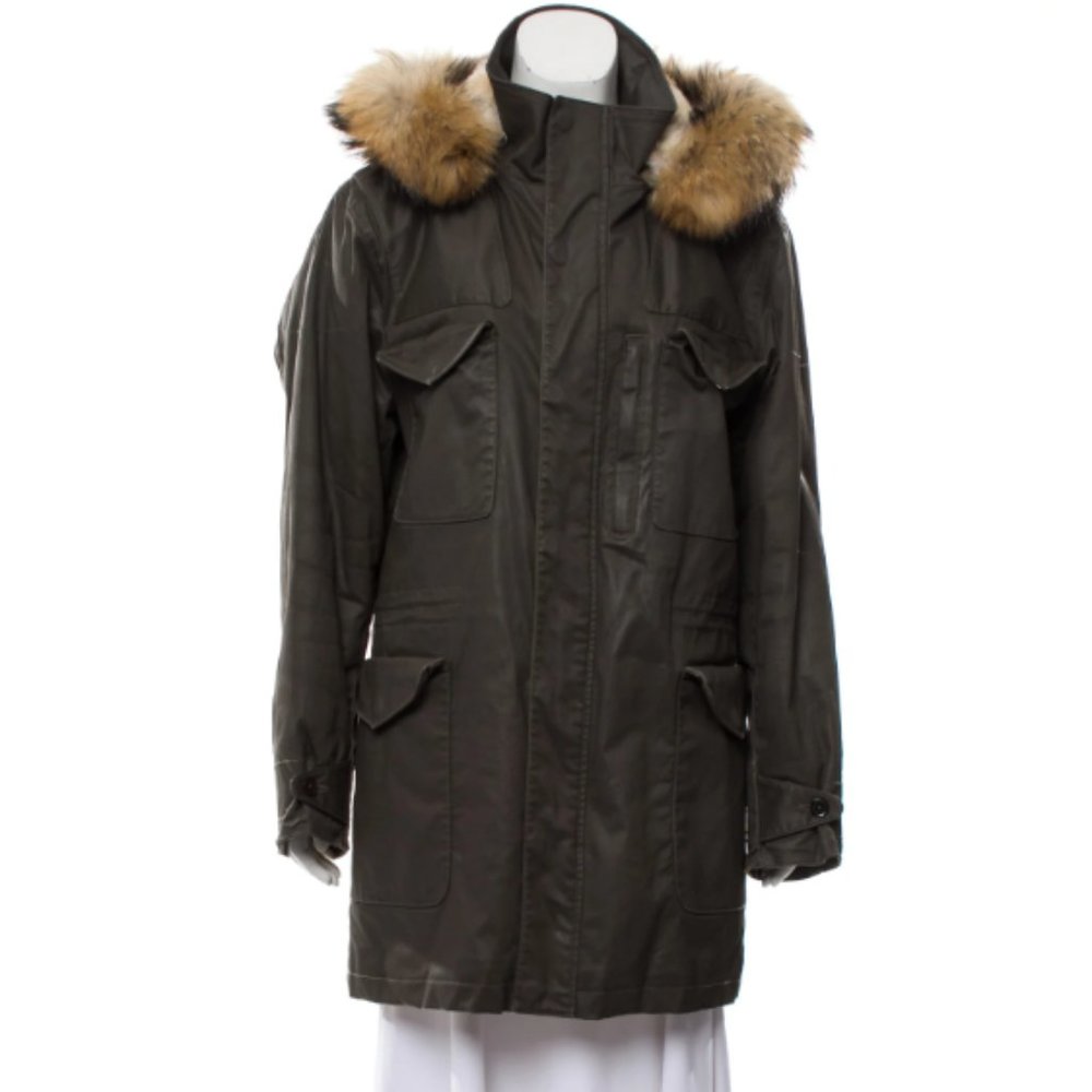 POLOGEORGIS Hooded Short Coat. Size Large